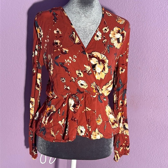 Daytrip Tops - Daytrip floral orange blouse